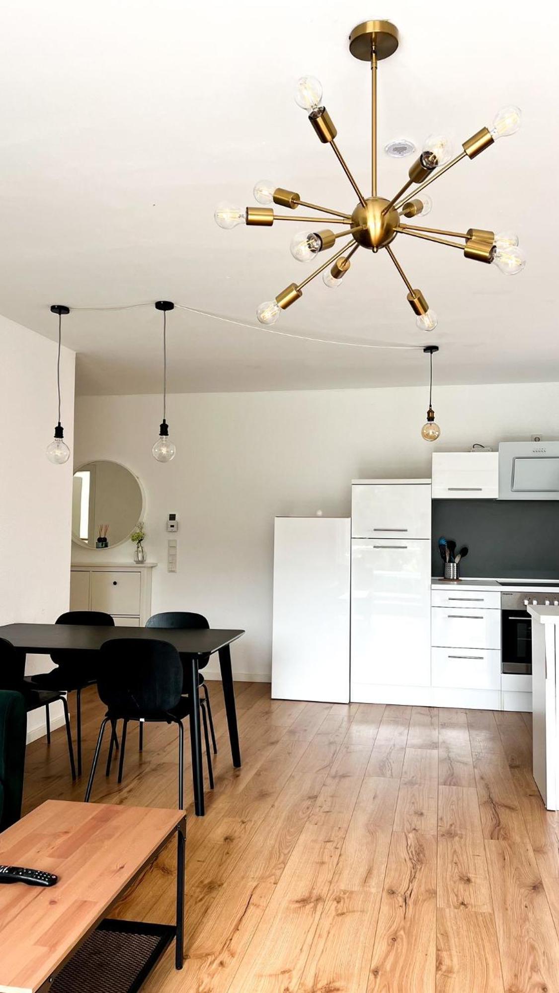 2 Zkb Apartment In Mannheim Kueche - Parken - Grosser Tv Экстерьер фото